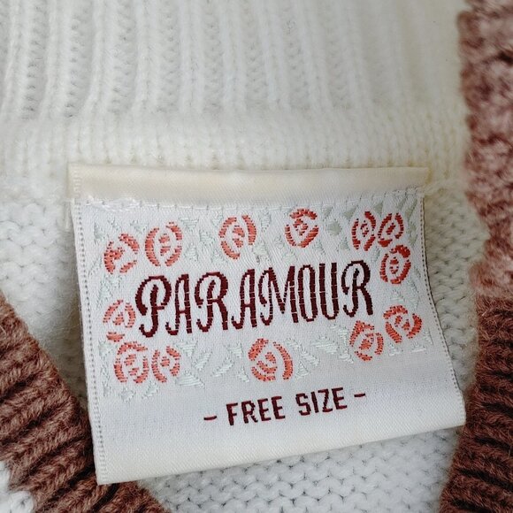 BEAUTIFUL Vintage PARAMOUR Embroidered Sweater FREE SIZE CIRCLE POCKETS - Picture 2 of 8